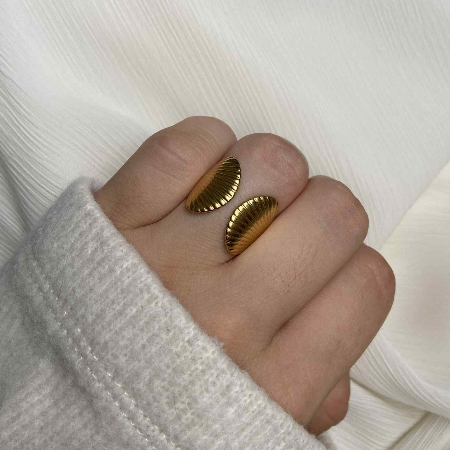 BAGUE | THEA