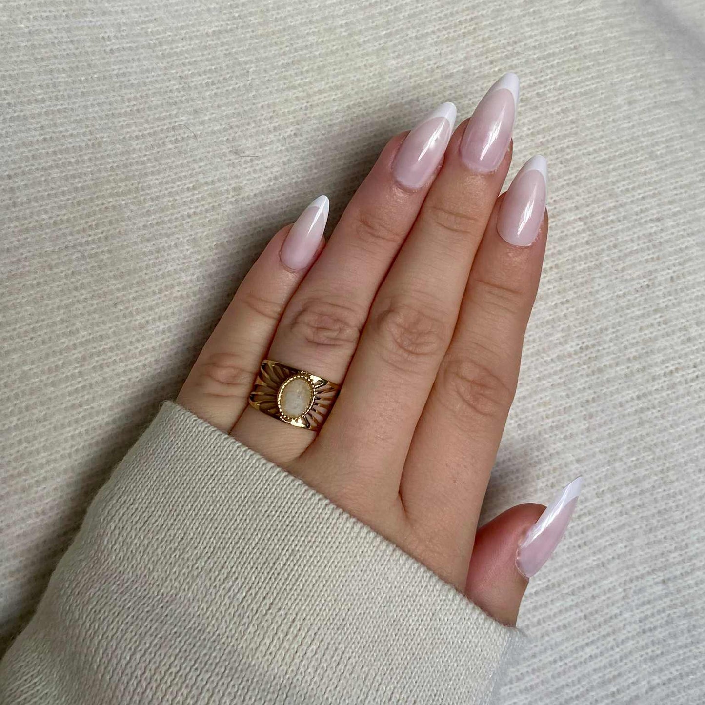 BAGUE | ALAYA