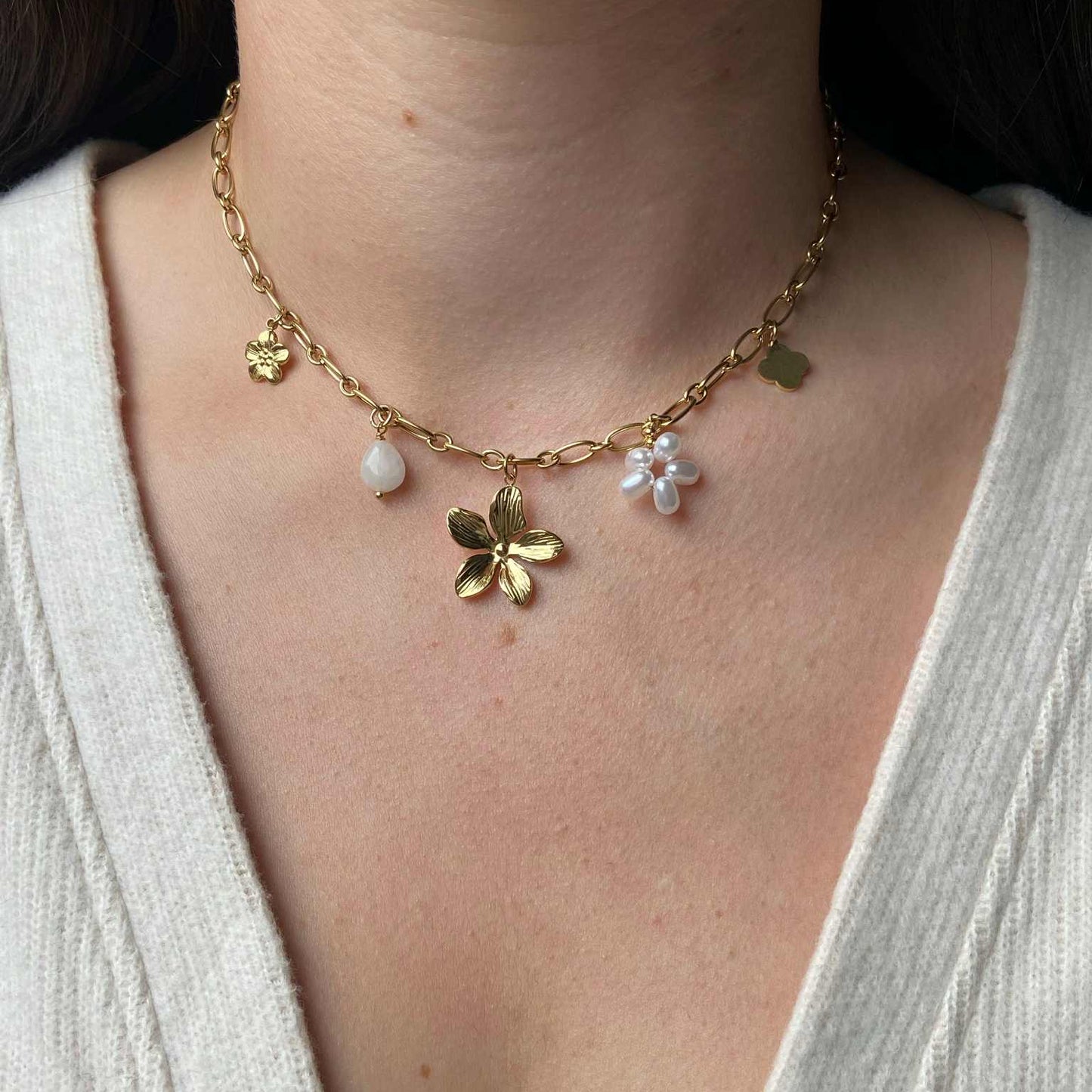 COLLIER | MARIA