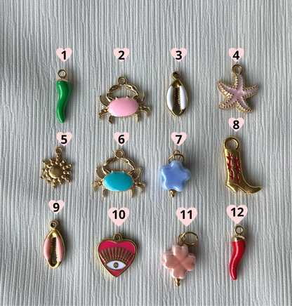 BRACELET DORÉ | LETTRES & CHARMS