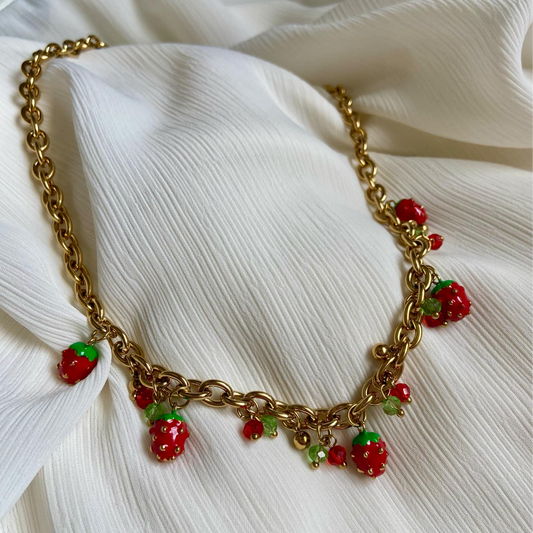 COLLIER | FELICIA