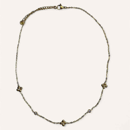 COLLIER | DIANA