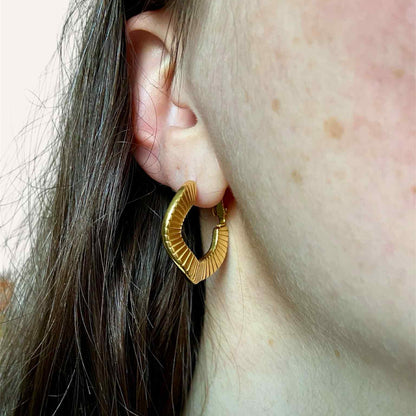 BOUCLES | LEYA