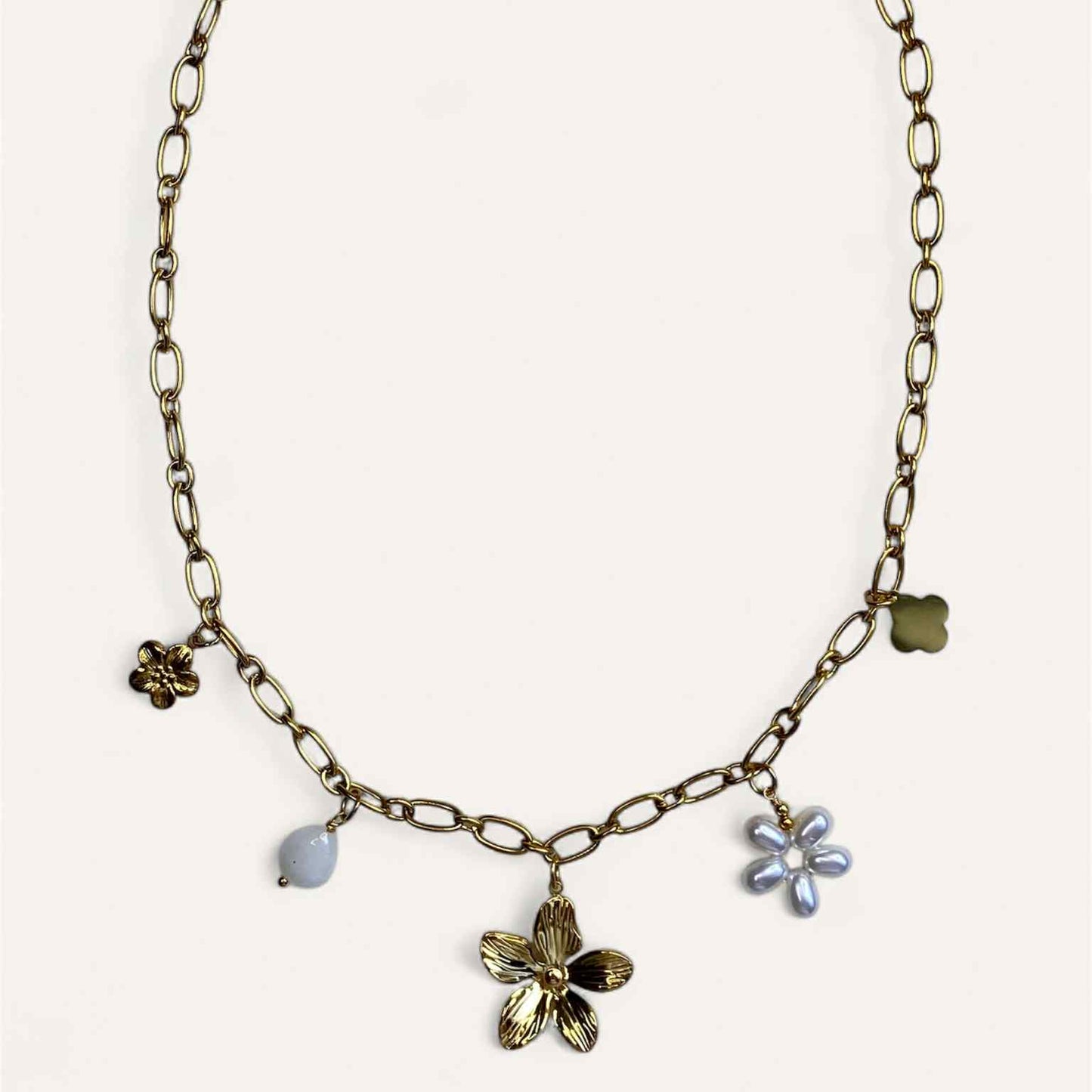 COLLIER | MARIA